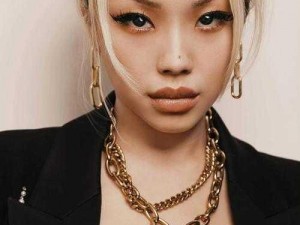 国内年轻的女 rapper 推出全新个人专辑，彰显独特音乐风格